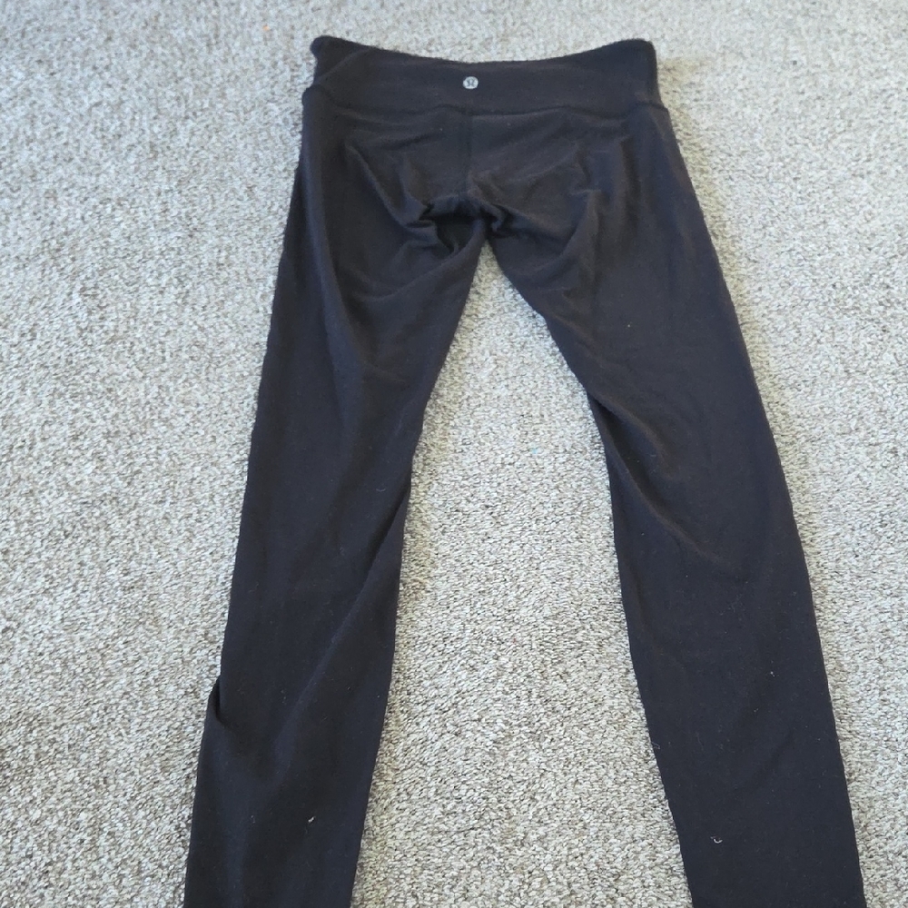 Lululemon Athletica Black Leggings for Versatile Comfort